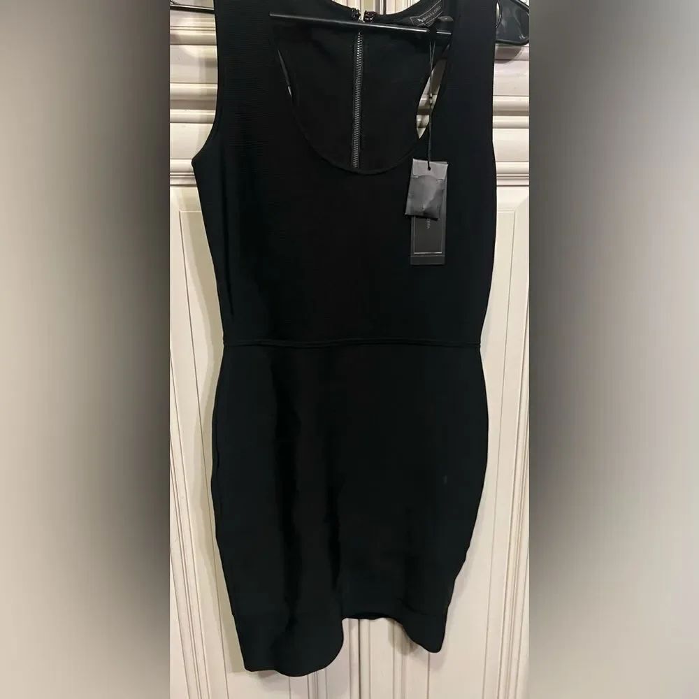 BCBGMAXAZRIA Women’s Mini Evening Cocktail and Party Dress M